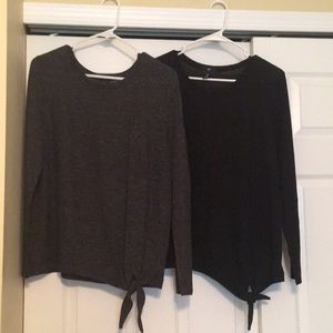 EUC Bundle of 2 medium gap factory tops black gray